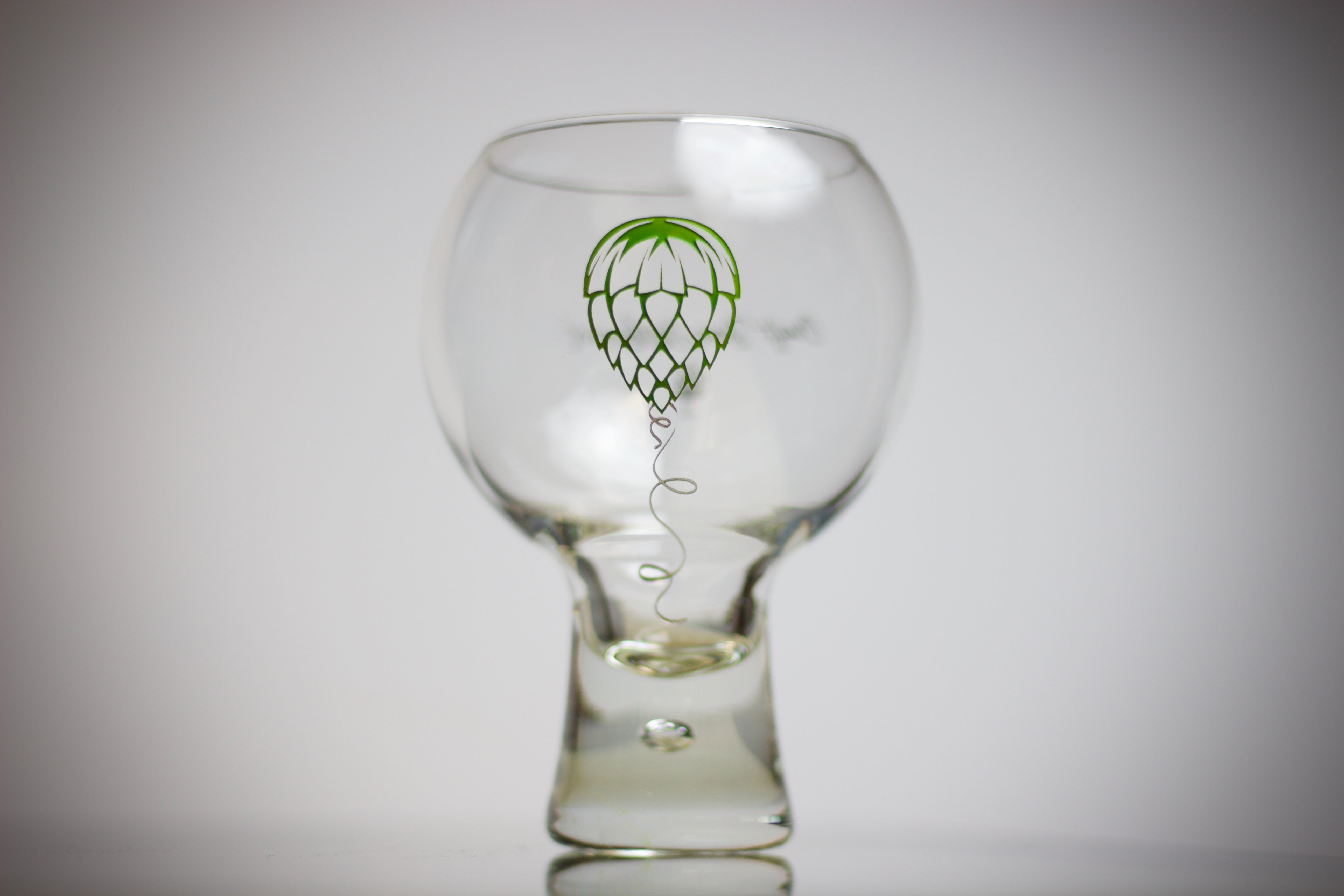 The CBE Balloon Glass | B3